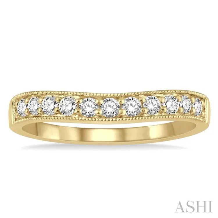 1/3 Ctw Arched Round Cut Diamond Wedding Band in 14K Yellow Gold