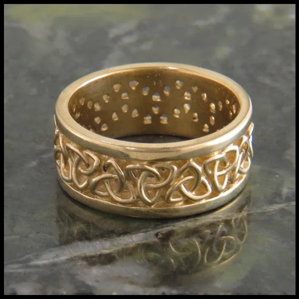 Open Triquetra Band in 14K Gold