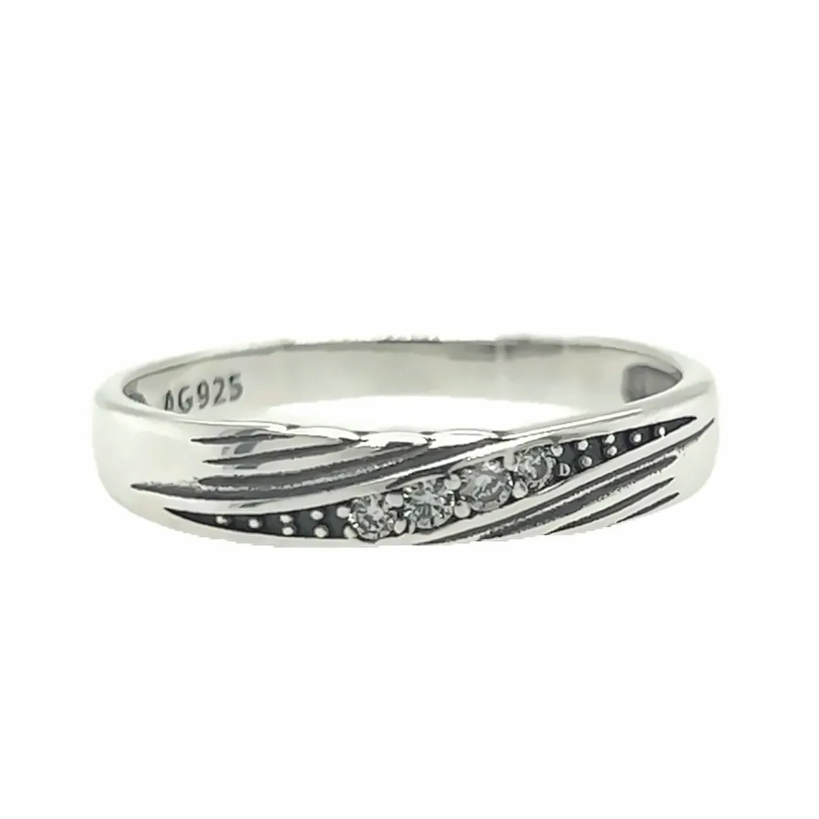 R699 Woman Wedding Ring