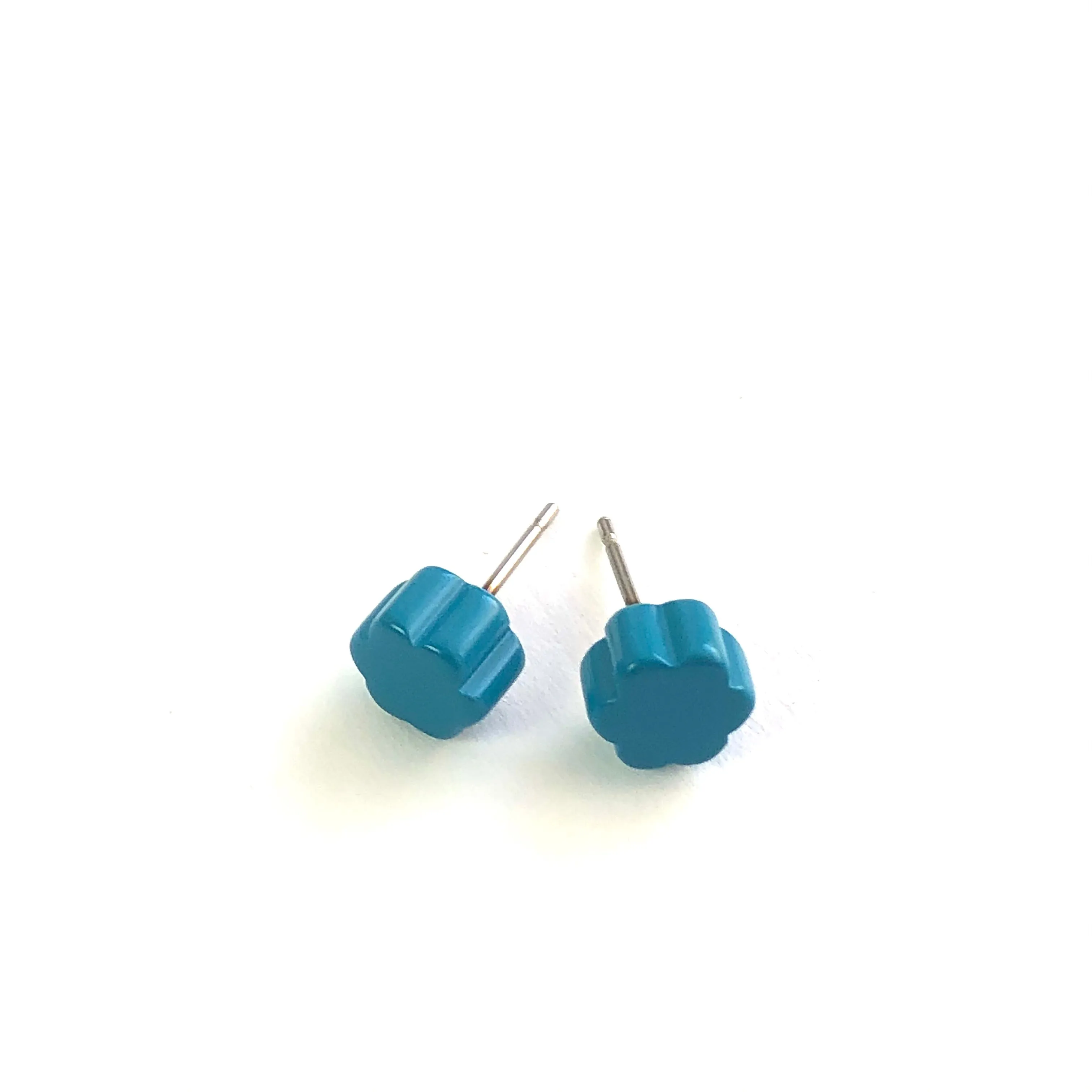 Turquoise Deco Daisy Stud Earrings